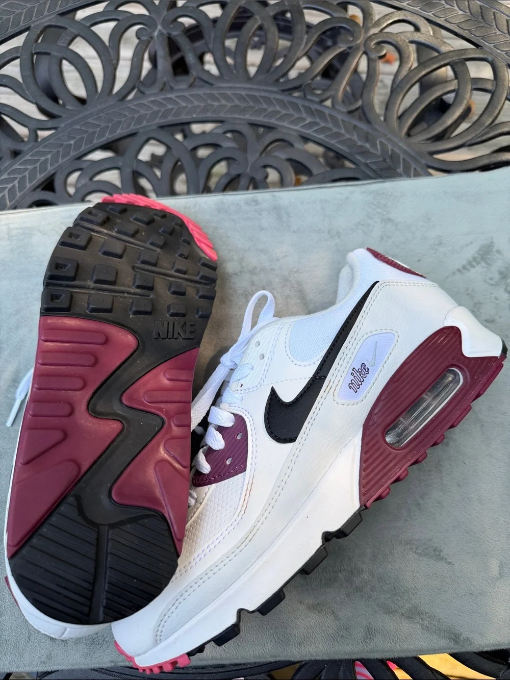 Nike lightweight women’s